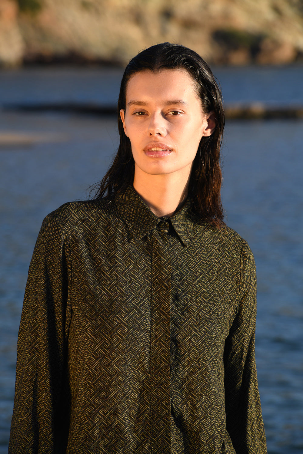 Meander Black Buttoned Shirt